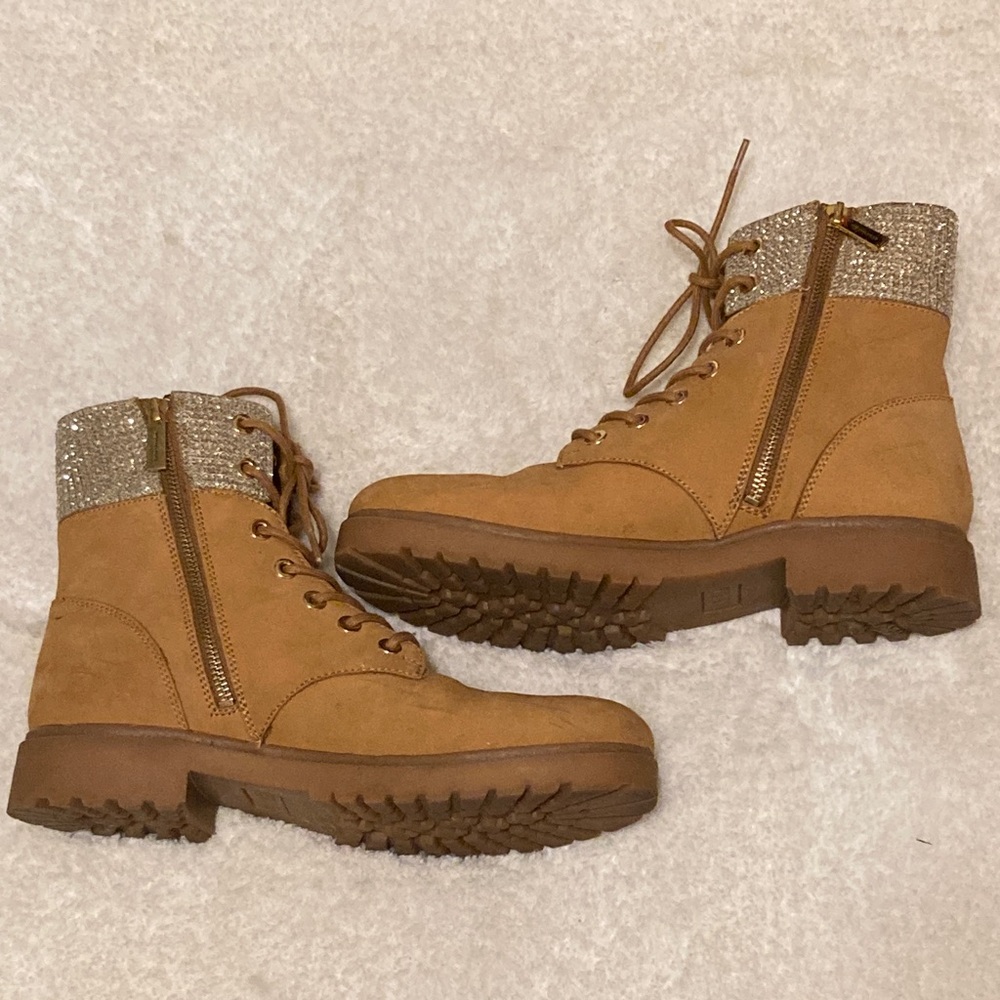 MICHAEL Michael Kors size 10 Alistair Embellished Bootie Boots